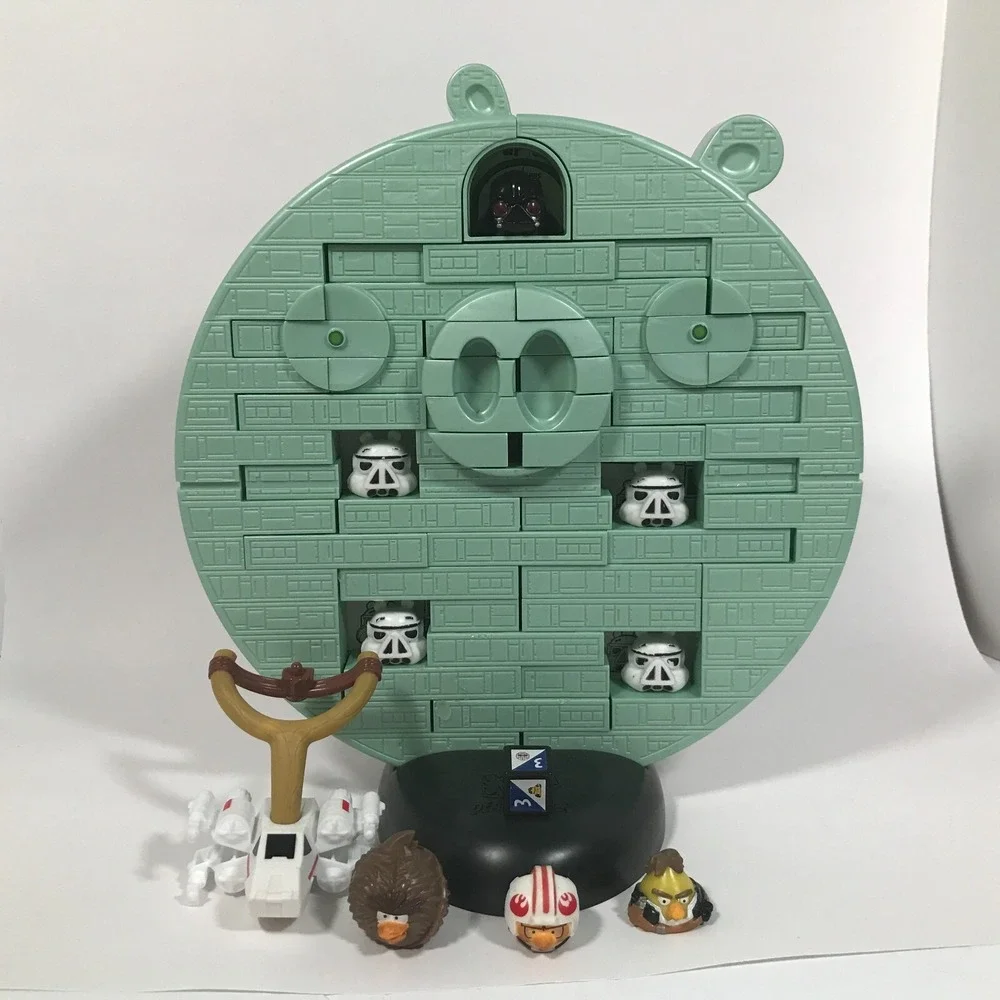 Hasbro Angry Birds Star Wars Jenga‎ Death Star Game A2845 w/ Exclusive Chewbacca